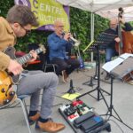 De 16h30 à 17h00 : concert "Phil Bogucki Trio"